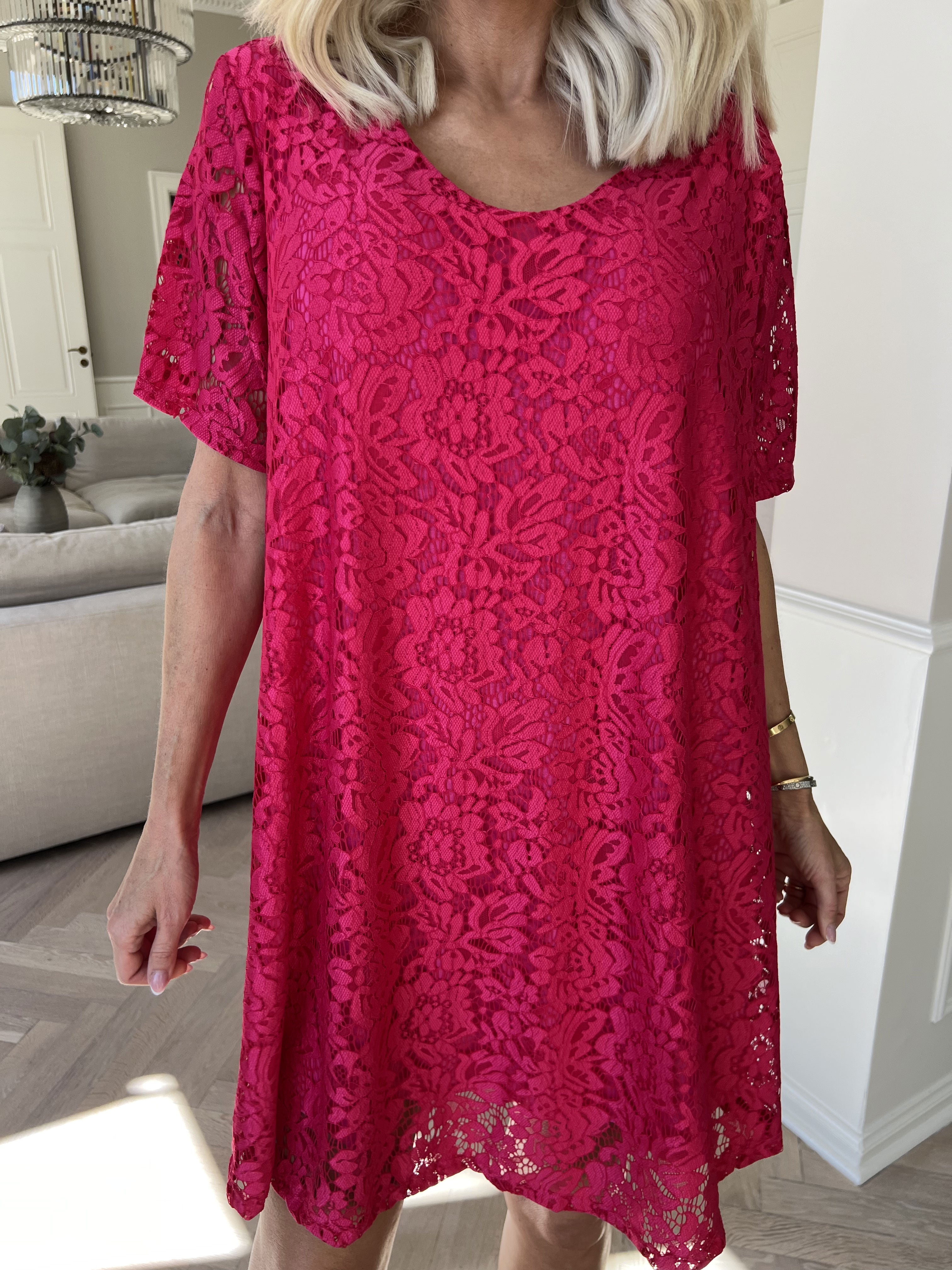 Gloria - Blondekjole i a-facon